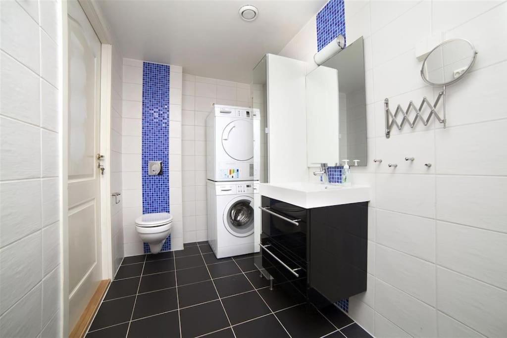 Spacious Waterfront Apartment With Free Parking - Upgraded 2024 Stavanger Luaran gambar