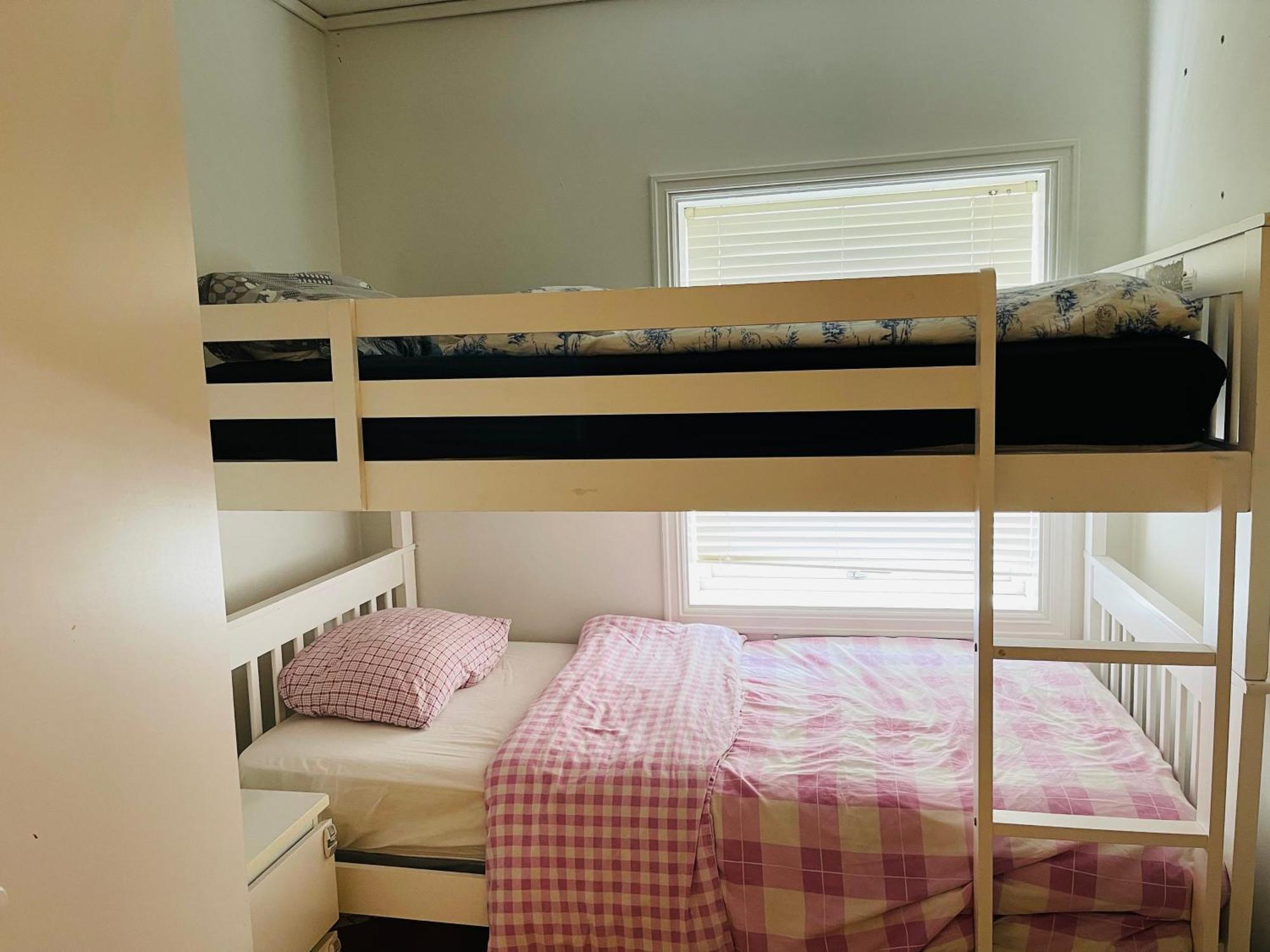 Spacious Waterfront Apartment With Free Parking - Upgraded 2024 Stavanger Luaran gambar